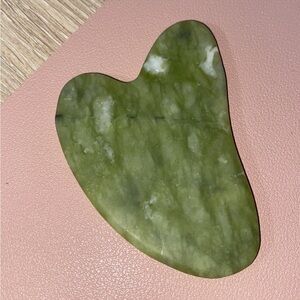 New Gua Sha Facial Tool For Self Care Natural Jade Stone Guasha Tool.    ‎    C2